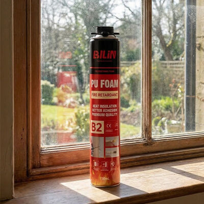 B1 壁隔熱とパイプ穿孔のための音響と耐火性ポリウレタン泡